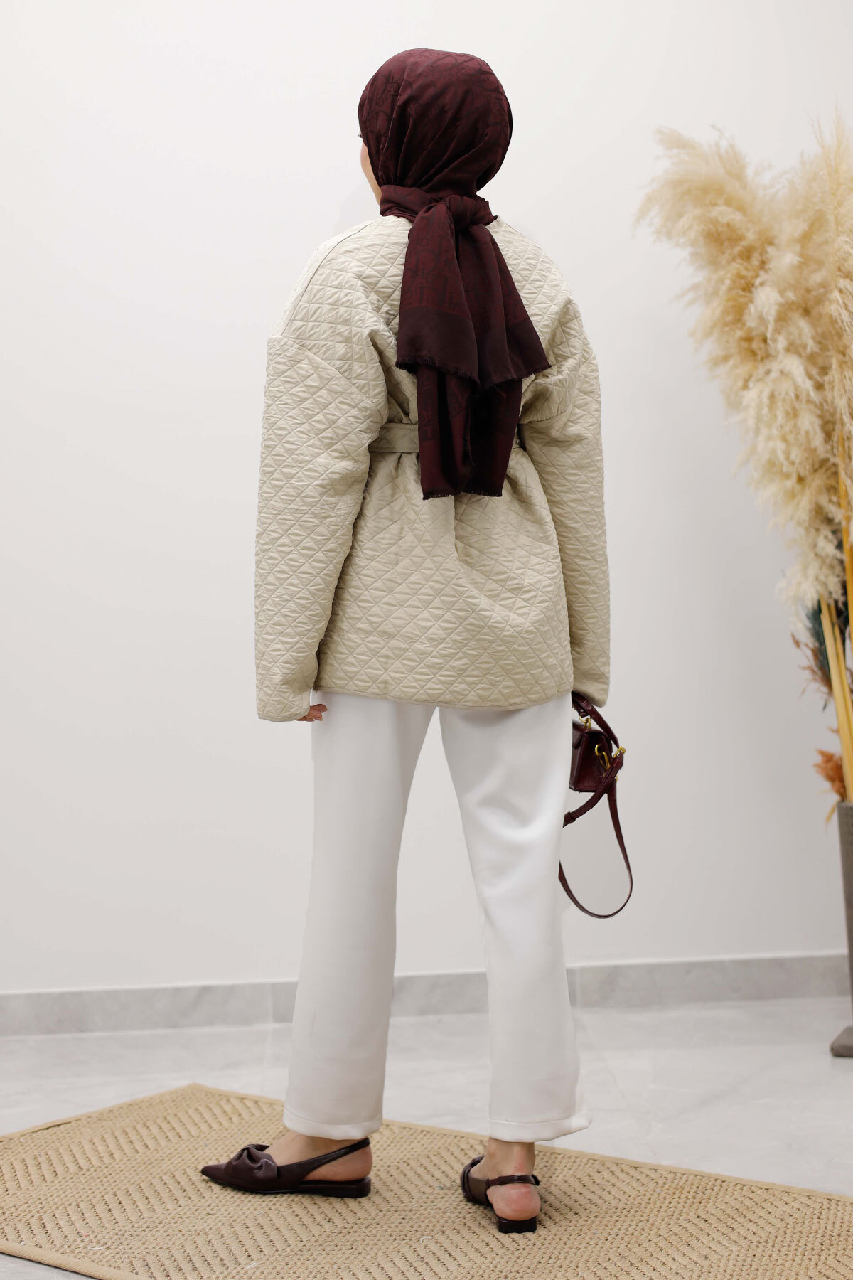 Taşlı Kapitone Ceket