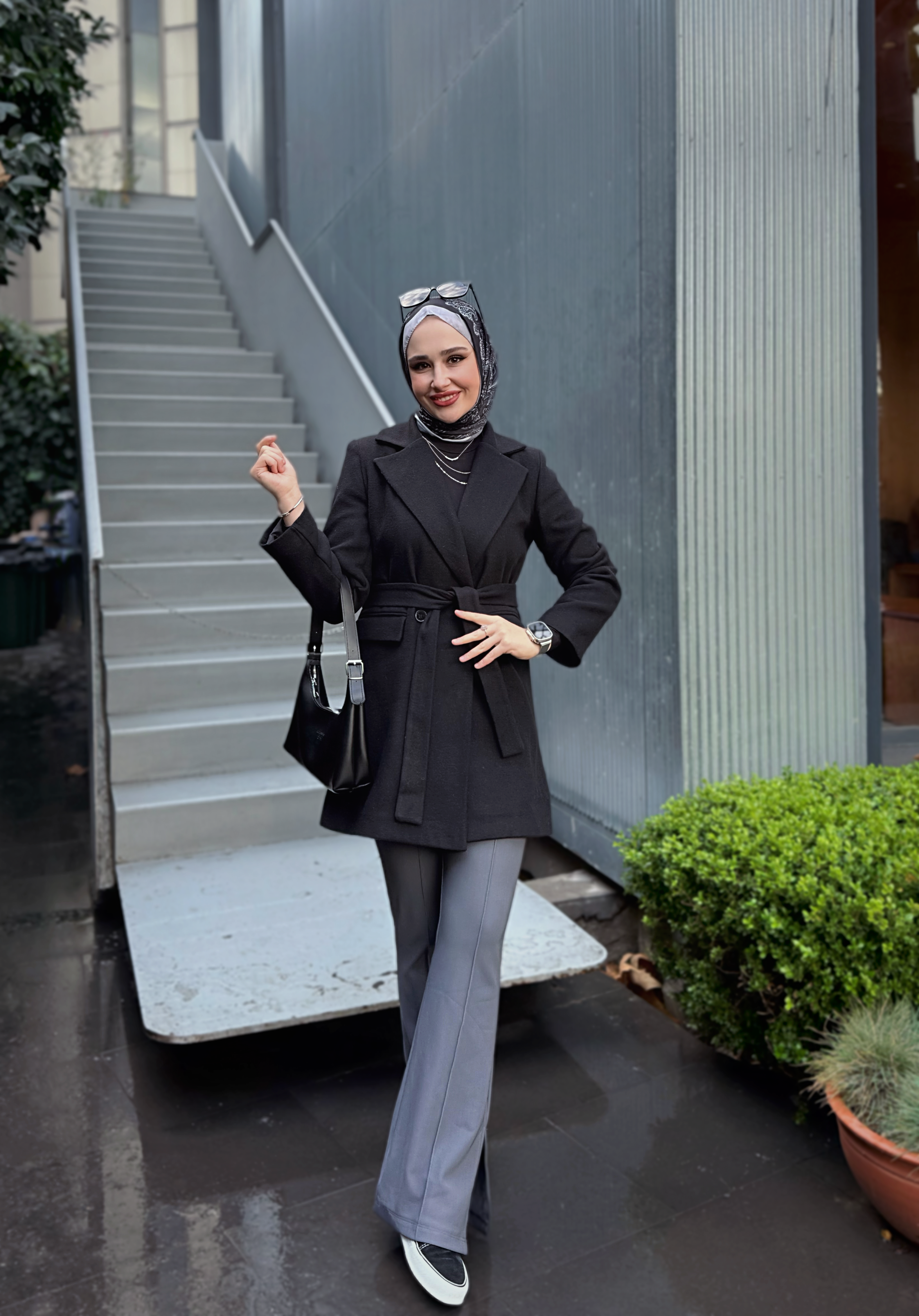 KRUVAZE YAKA KAŞE KABAN